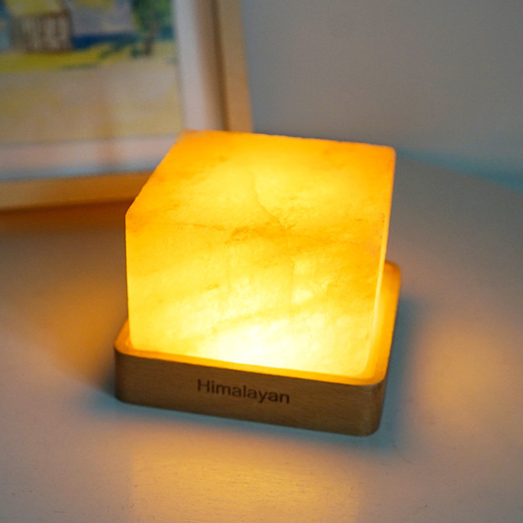 Himalayan Salt Lamp - Himalaya Kristallen Zoutlamp Led Vierkante Pers